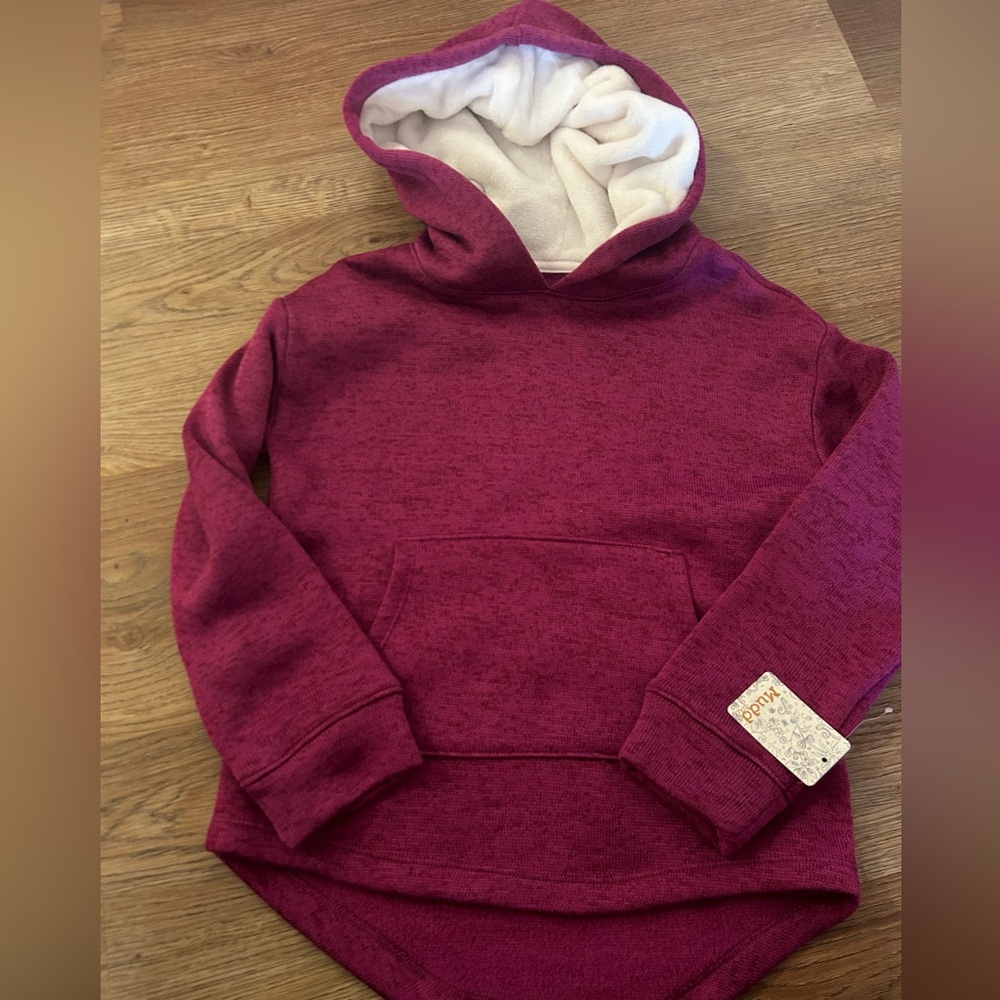Girl’s Mudd sweatshirt New with tags